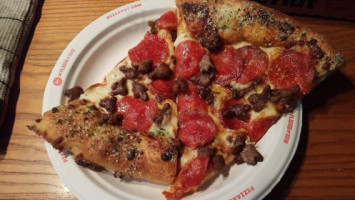 Pizza Hut food