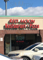 Red Moon And Pizzeria outside