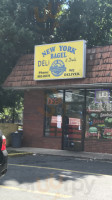 New York Bagel Deli outside