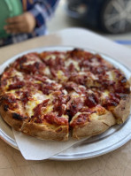 Downey Pizza Company food