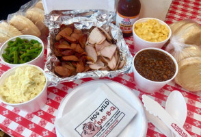 Hog Wild Pit -b-q food