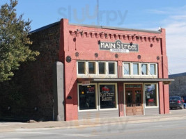 Main Street Bbq outside