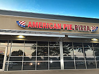 American Pie Pizza outside