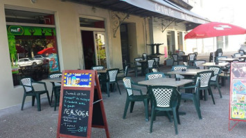 Cafe de la Paix - Brasserie le Vin'art food