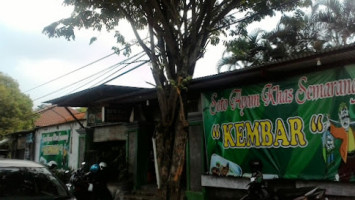 Soto Ayam Kembar Khas Semarang outside