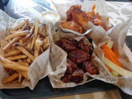 Wingstop food