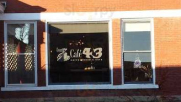 Cafe 43 outside