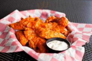 Ruff's Wings Sports Bar food