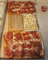 Pizza Hut food