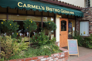 Bistro Giovanni outside