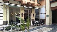 Pizzeria Italiana Vittoria inside