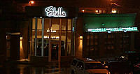 Stella Modern Italian Cuisine outside