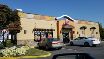 Taco Bell outside