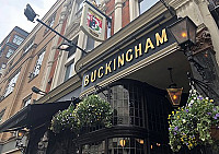 Buckingham Arms outside