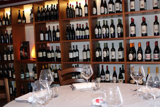 restaurant image