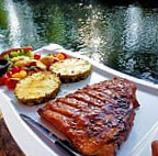 ร้านอาหาร “บ้านปิ่นแก้ว” สวนริมน้ำ food