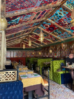 Bab Mansour inside