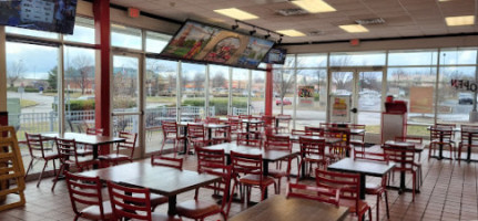 Firehouse Subs Bowling Green inside