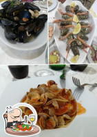 Di Pesce Il Corallo food