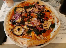 Pizzeria Restaurante La Bella Vita food