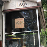 Axia Taverna food
