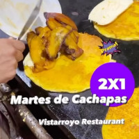 Carne En Vara Y Cachapas De Piro food
