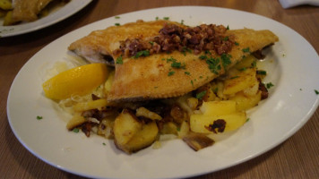 Fischbratkuche food