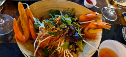 Saigon Delice food