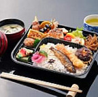 Xīn Yuè Huái Shí Rì Běn Liào Lǐ Comida