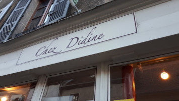 Chez Didine inside