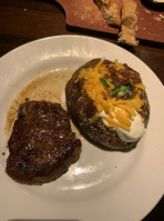 Longhorn Steakhouse food