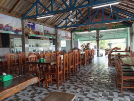 Bigfish Restaurants inside