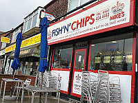 Mike's Fish'n'chips inside