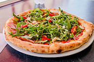 Pizz’italia food