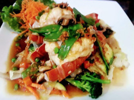 Baitong Thai Sushi food