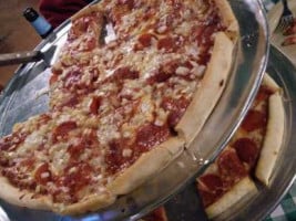 Jolly Rogers Pizzeria food