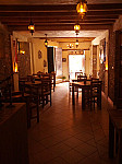 Los Campos Restaurante inside