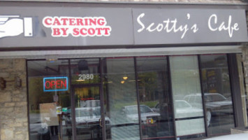 Scottys Cafe outside