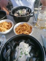 Le Tandem De La Plage food