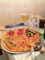 Pizzeria Cassa Rossa food