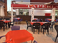 Taperia Simon inside