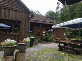 Waldgaststätte Exberghütte outside