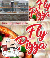 Fly Pizza food