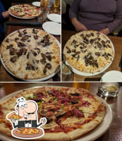 Esca Gourmet Pizza + Bar food