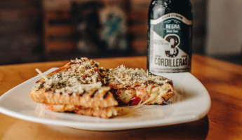 Unplugged Café Lounge food