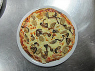 Pizzeria Raimundo food