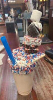 Mimo’s Ice Cream Twisted Treats food