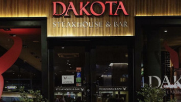 Dakota Steakhouse inside