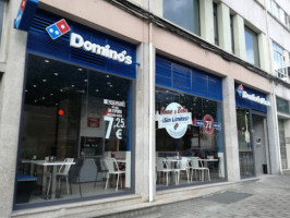 Domino's Pizza Santiago inside