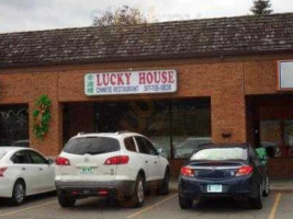 Lucky House outside